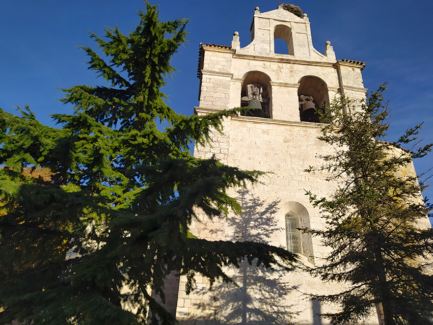Detalle-de-la-torre-de-la-iglesia